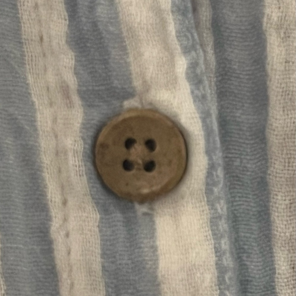 Beachlunchlounge Button Down - image 2